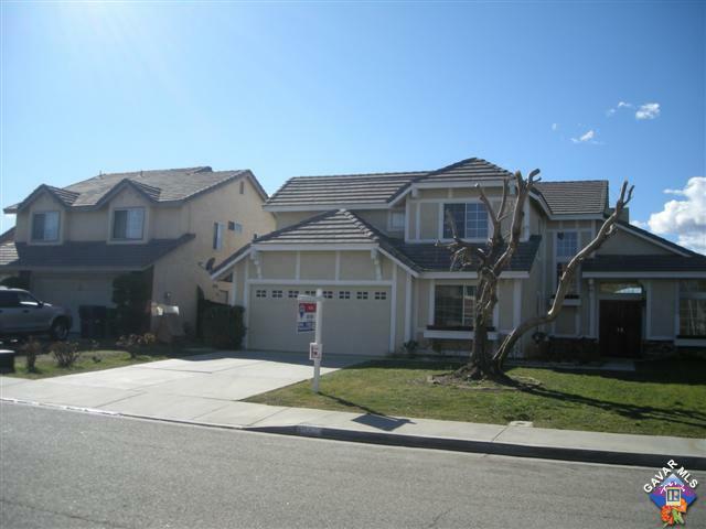 Property Photo:  40423 Aster Place  CA 93551 