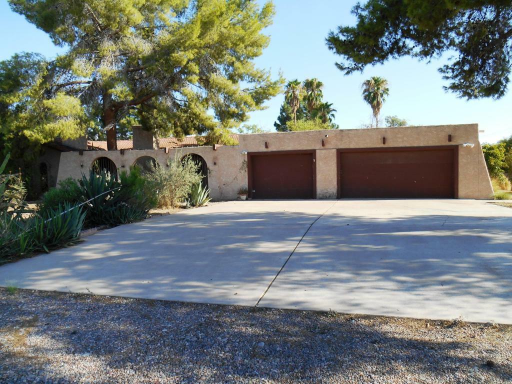 Property Photo:  417 E Lehi Road  AZ 85203 