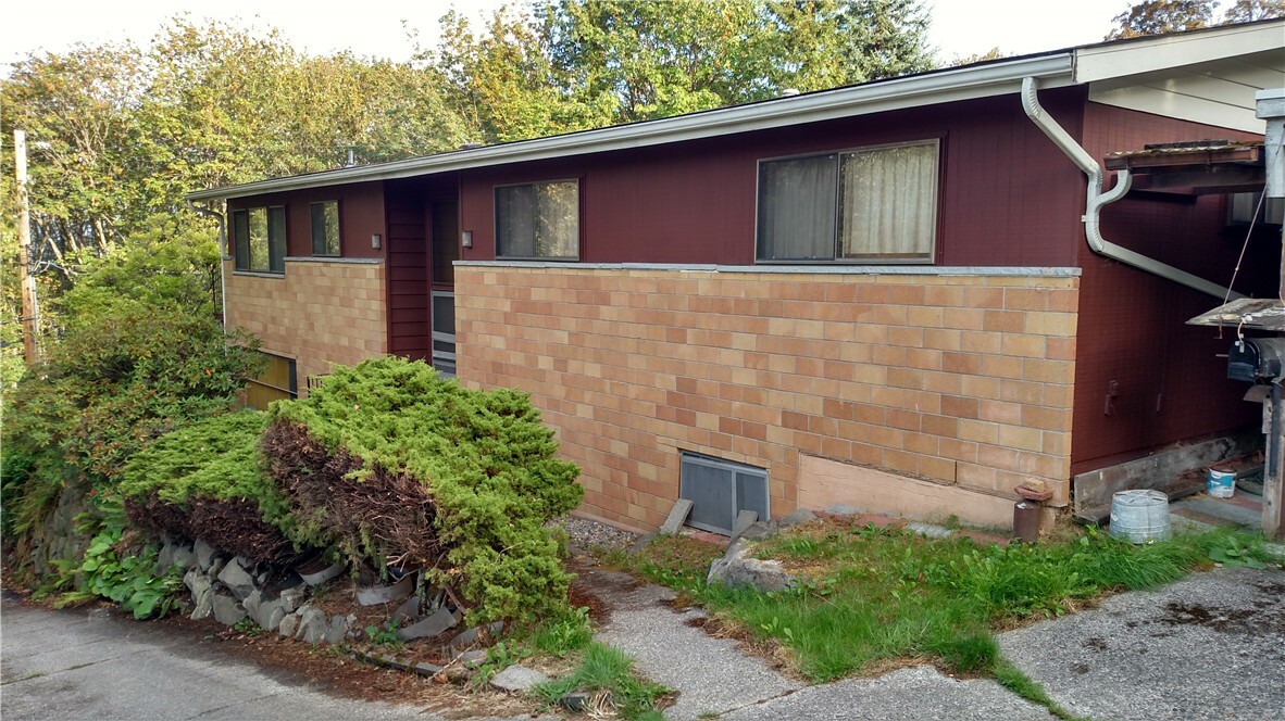 Property Photo:  4107 Cheasty Blvd S  WA 98108 