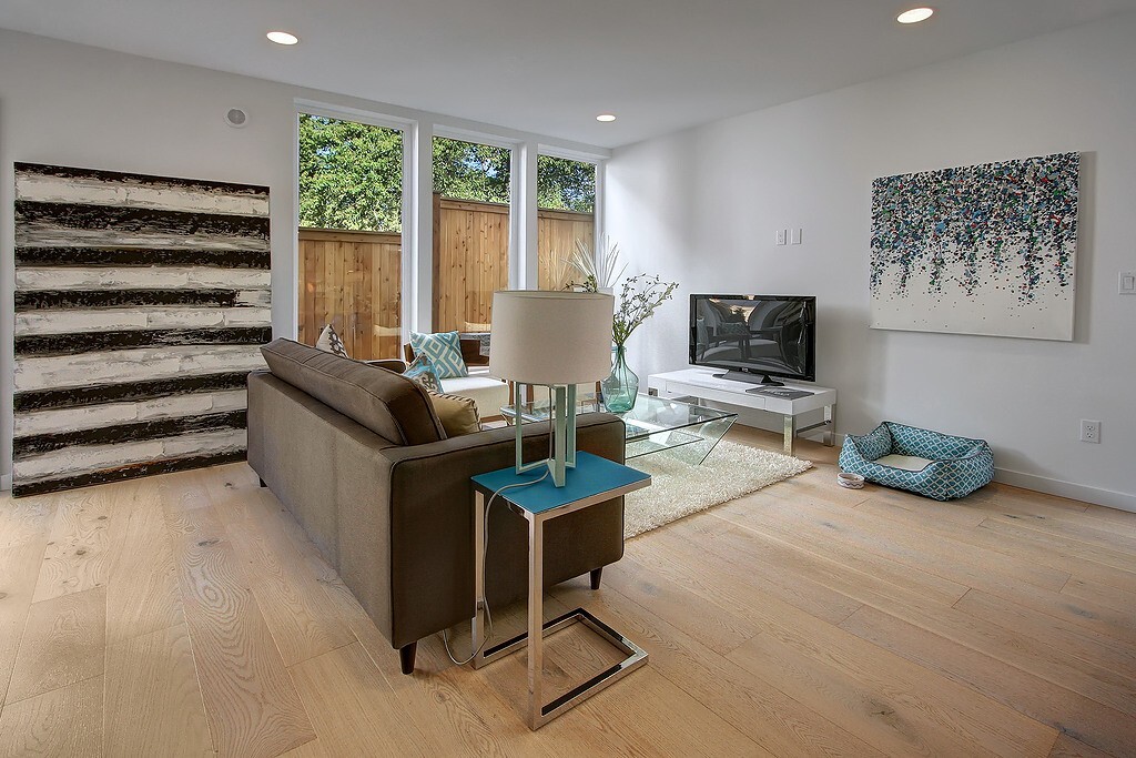 Property Photo: 915 29th Ave S WA 98144