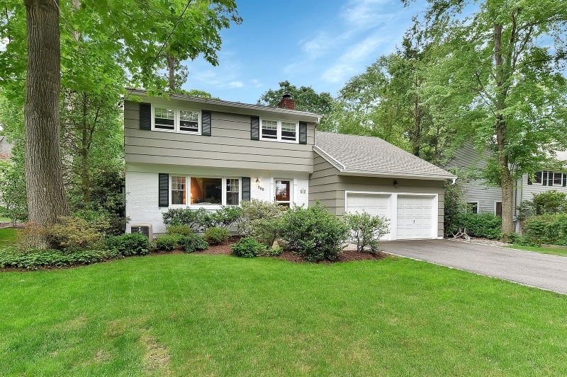 Property Photo: 300 Richards Rd NJ 07450