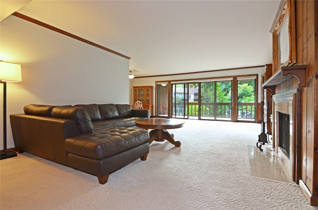 Property Photo:  1618 NE 140th St M4  WA 98125 