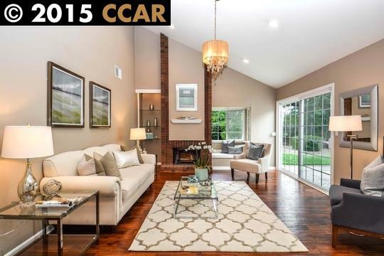 Property Photo: 370 Scarlet Oak Ct CA 94523