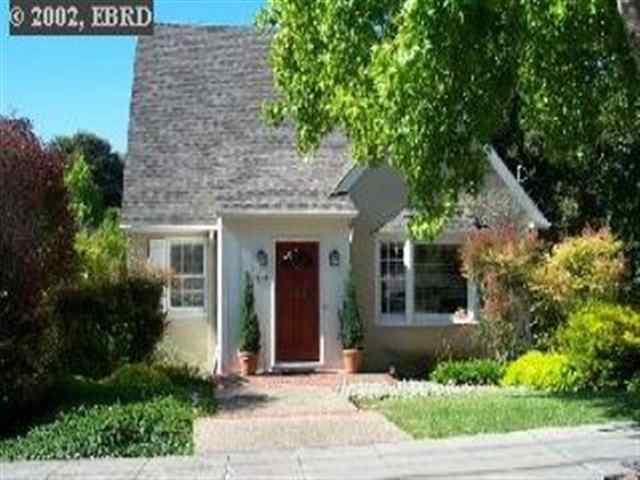 Property Photo:  1126 Harvard Rd  CA 94610 