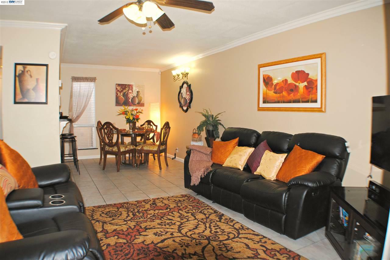 Property Photo:  5661 Poplar Cmn  CA 94538 