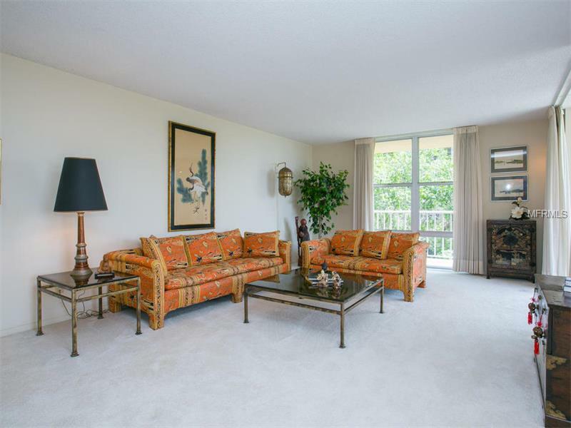 Property Photo:  1111 N Gulfstream Avenue 2C  FL 34236 