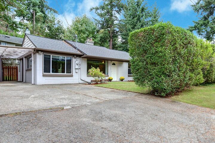 Property Photo: 14329 26th Avenue NE WA 98125
