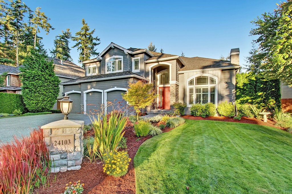 Property Photo:  24103 E Greystone Lane  WA 98020 