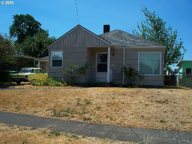 Property Photo:  3537 NE 76th Ave  OR 97213 