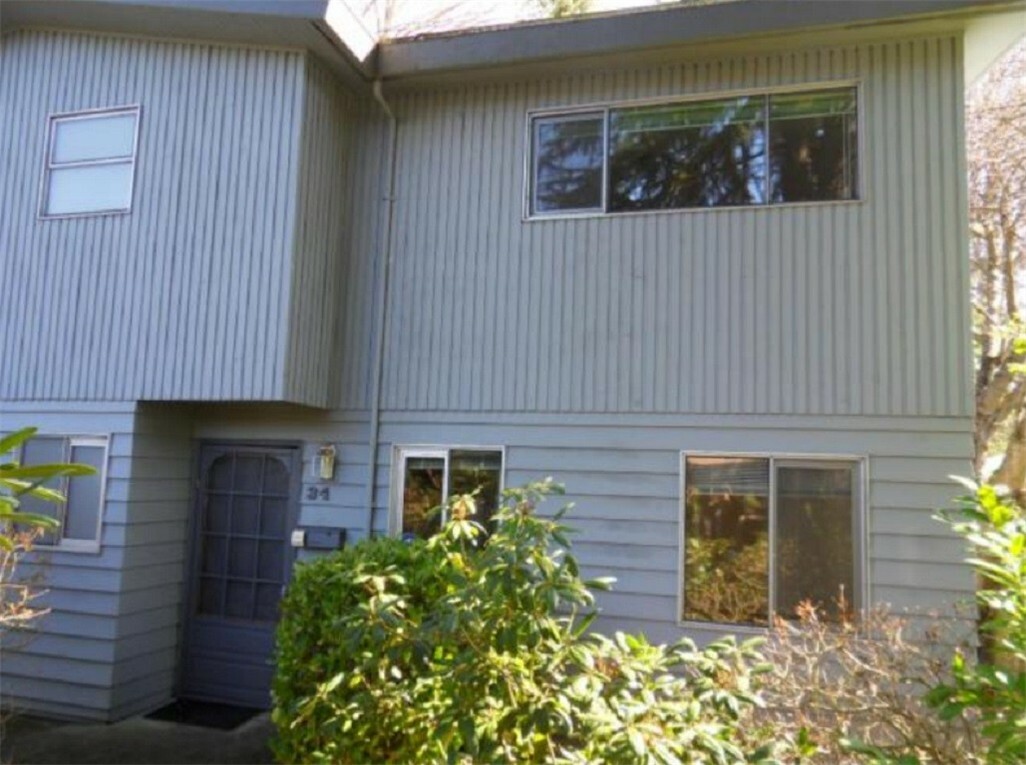 Property Photo:  9534 8th Ave NW  WA 98117 