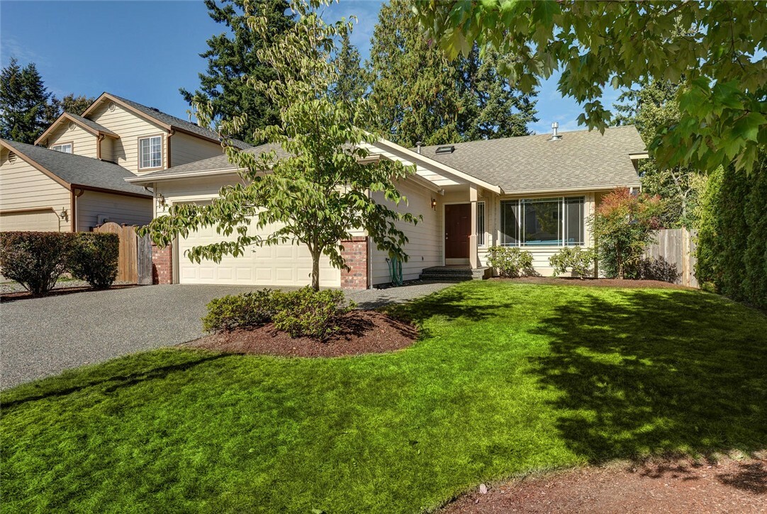 Property Photo:  3021 140th Place SE  WA 98012 