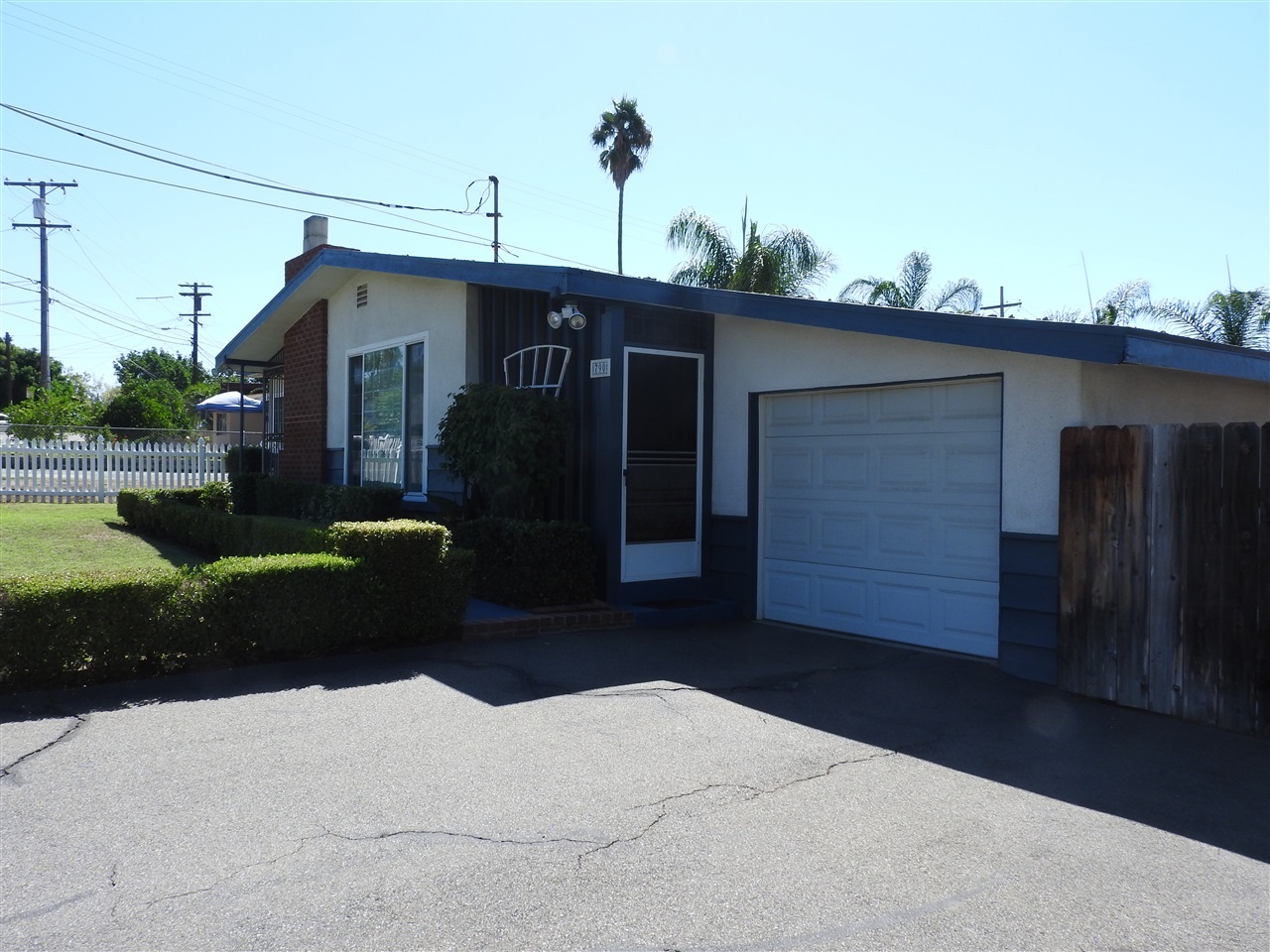 Property Photo:  790 N Citrus Ave  CA 92084 