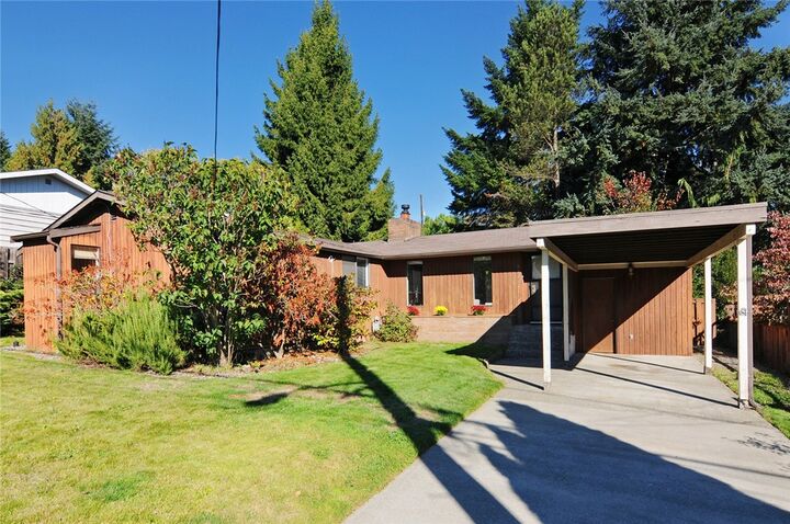 2544 NE 107th St  Seattle WA 98125 photo