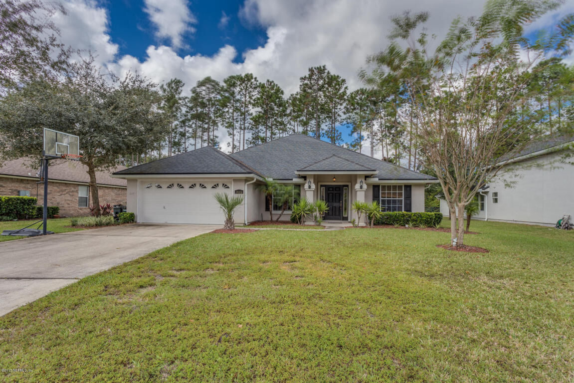Property Photo:  2113 Thorn Hollow Court  FL 32092 
