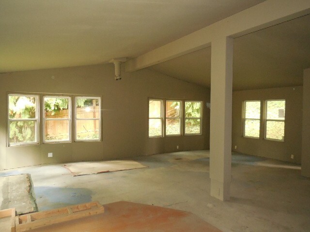 Property Photo:  8028 71st Place SE  WA 98290 