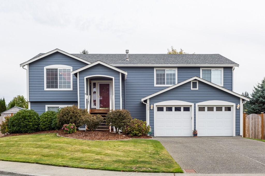 Property Photo: 5413 Parkview Lane WA 98203