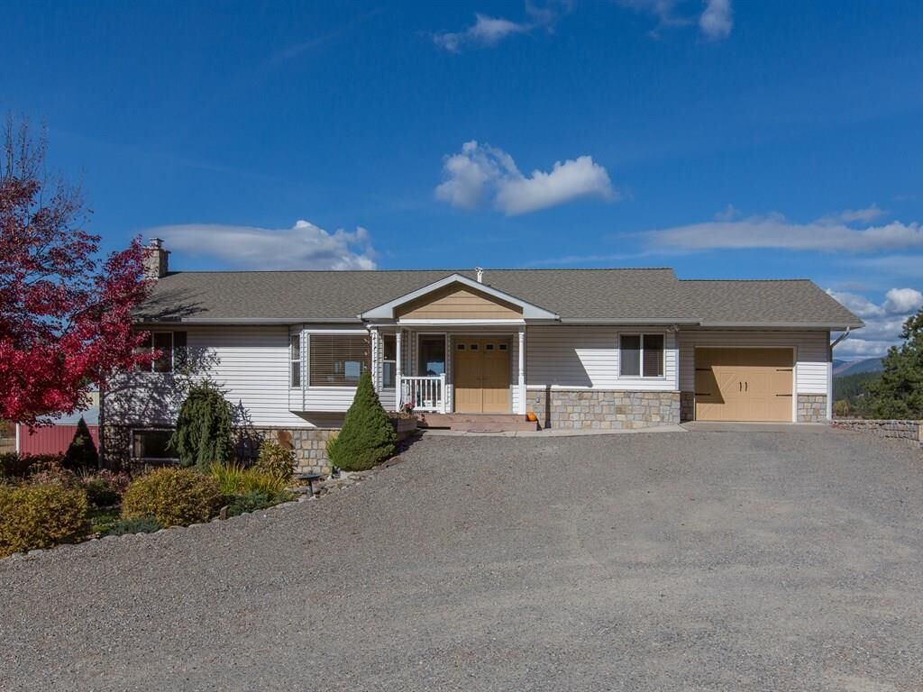 Property Photo:  25425 E Moffat Rd  WA 99025 