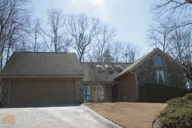 Property Photo: 1794 Laurel Creek Trl GA 30080