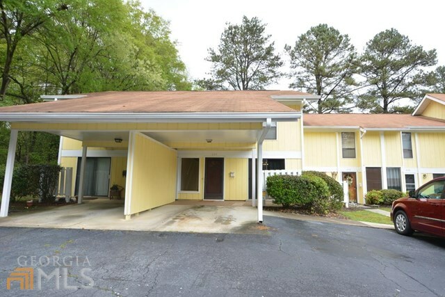 Property Photo:  634 Powers Ferry  GA 30067-7100 