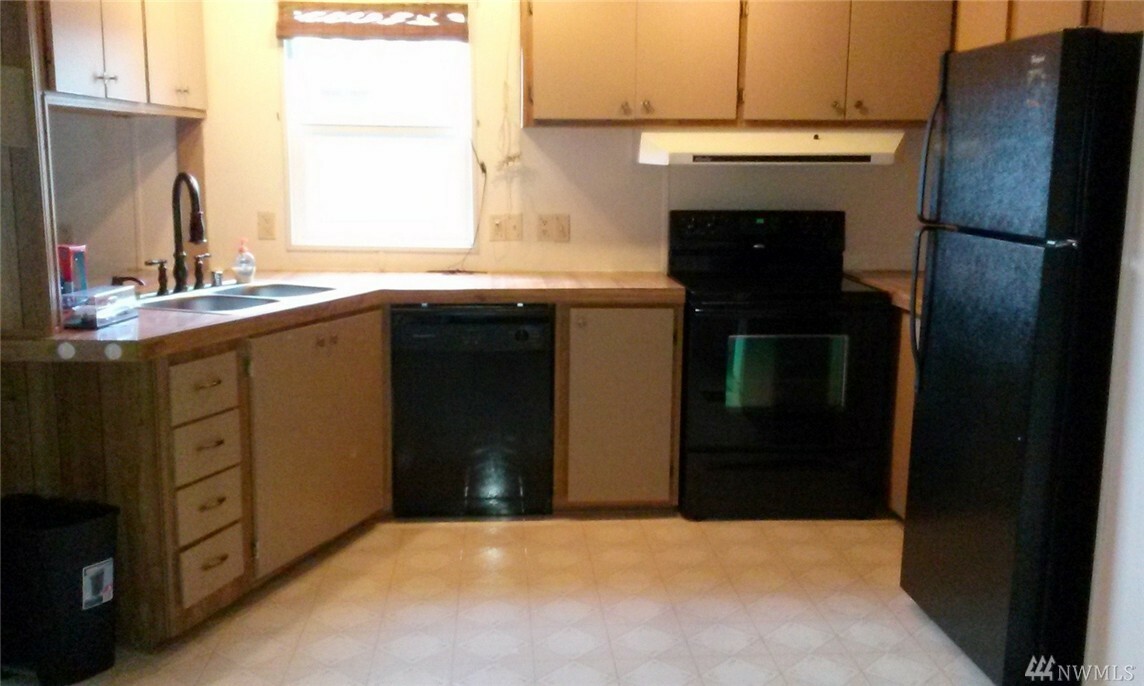 Property Photo: 6636 NE Aquarius Lane WA 98311