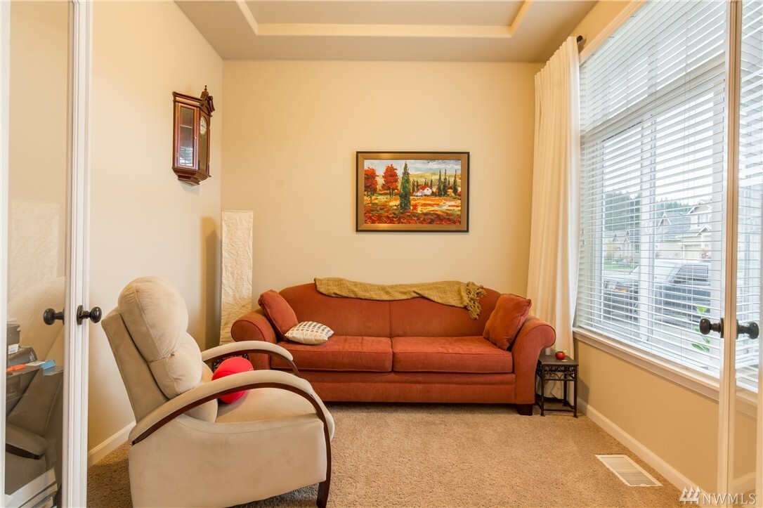 Property Photo: 17823 121st St Ct E WA 98391