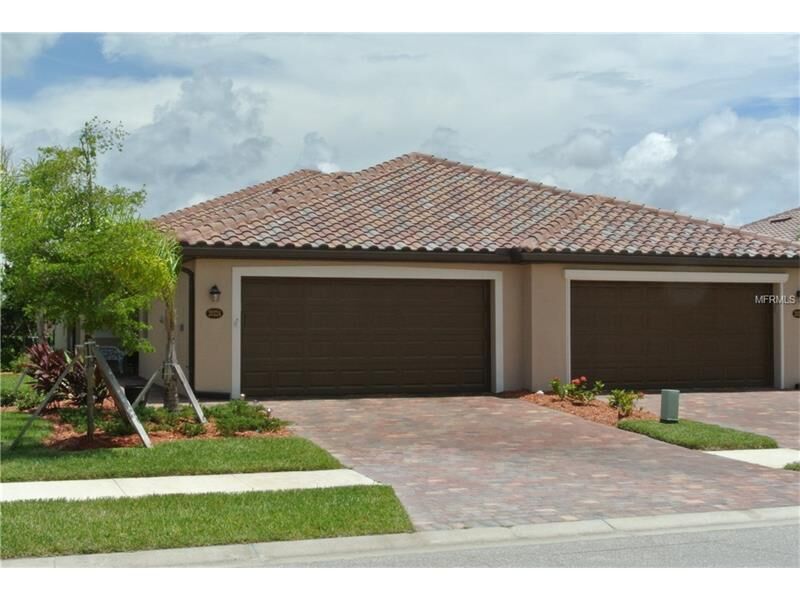 Property Photo: 20224 Tesoro Drive FL 34293
