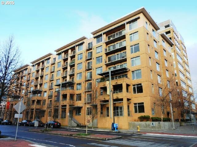 Property Photo: 701 Columbia St 314 WA 98660