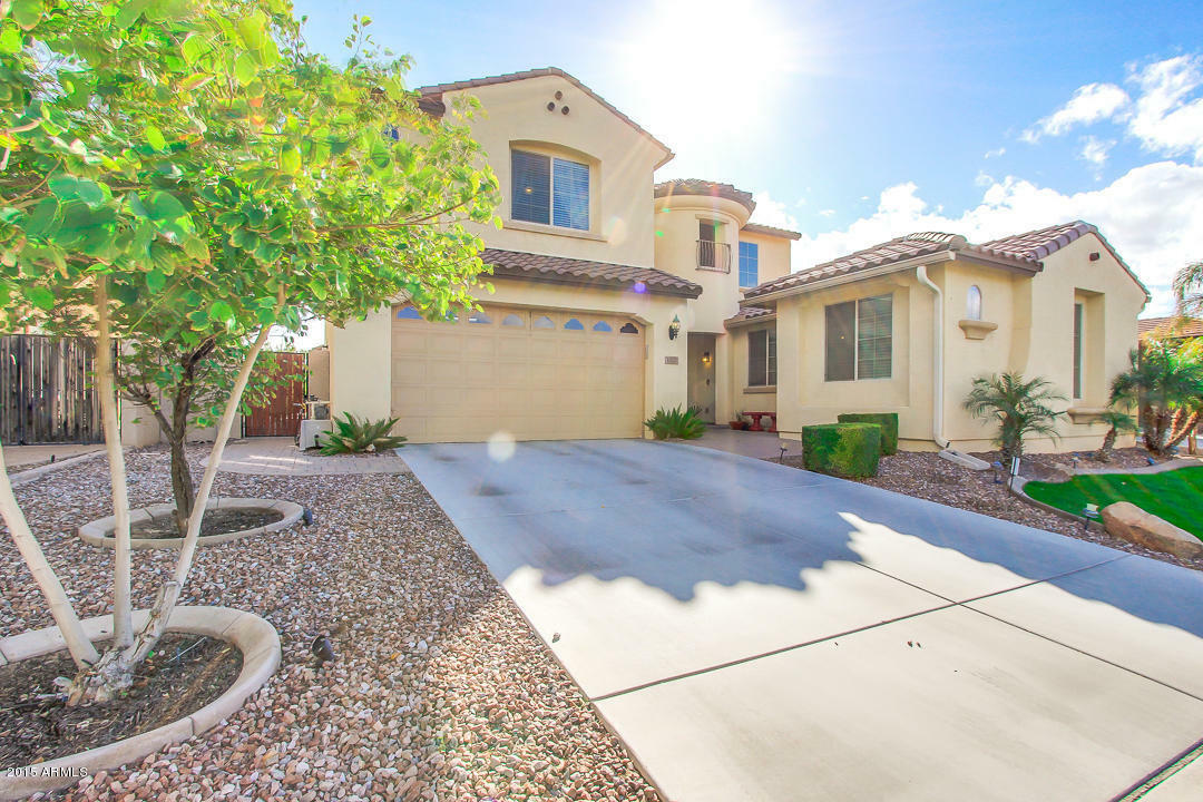 Property Photo:  1527 W Swan Place  AZ 85286 