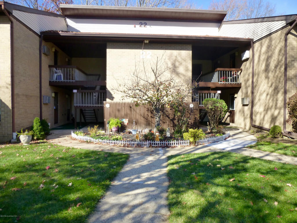 Property Photo:  22 Amberly Drive  NJ 07726 