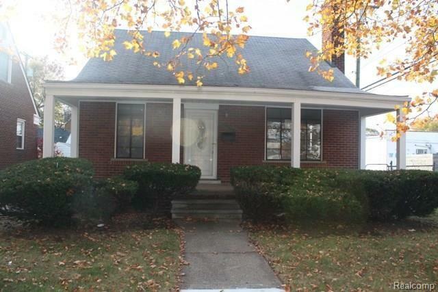 Property Photo:  11429 Chatham Street  MI 48239 