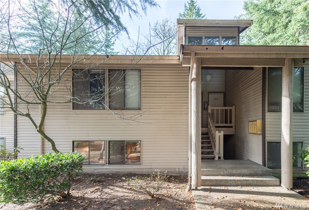 Property Photo: 12229 100th Avenue NE B-107 WA 98034