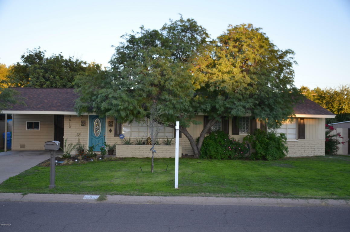 Property Photo:  7613 N 17th Avenue  AZ 85021 