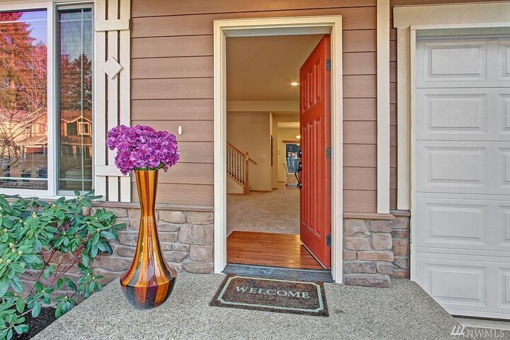 Property Photo:  126 195th Place SW  WA 98012 
