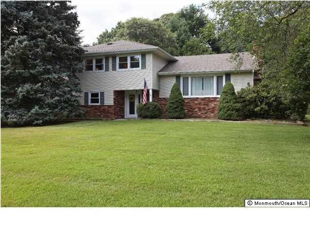 Property Photo:  13 Rolling Knolls Drive  NJ 07748 