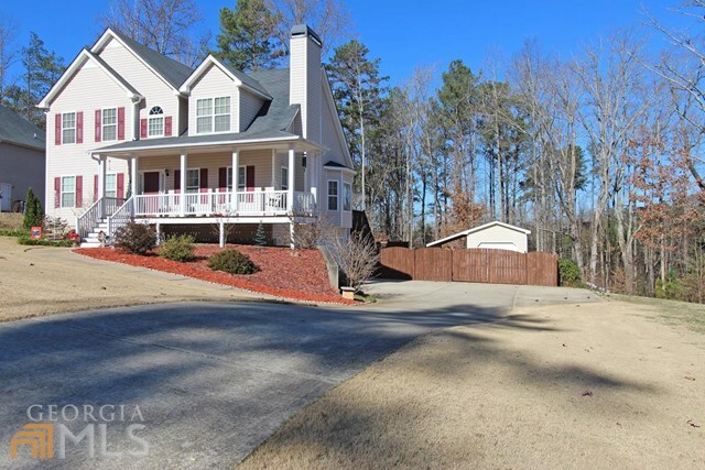 Property Photo:  22 Oakleigh Trce  GA 30132 