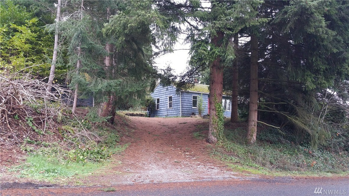 Property Photo:  18915 16th Ave NE  WA 98155 