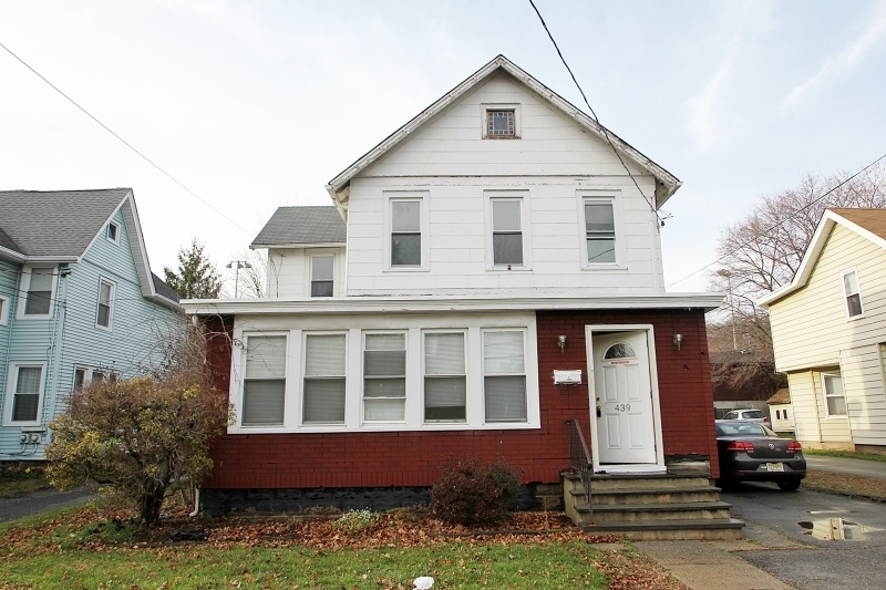 Property Photo:  439 Ringwood Ave  NJ 07465 