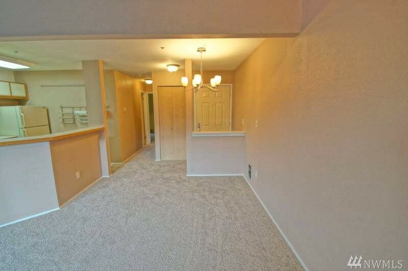 Property Photo: 17300 91st Ave NE D302 WA 98011