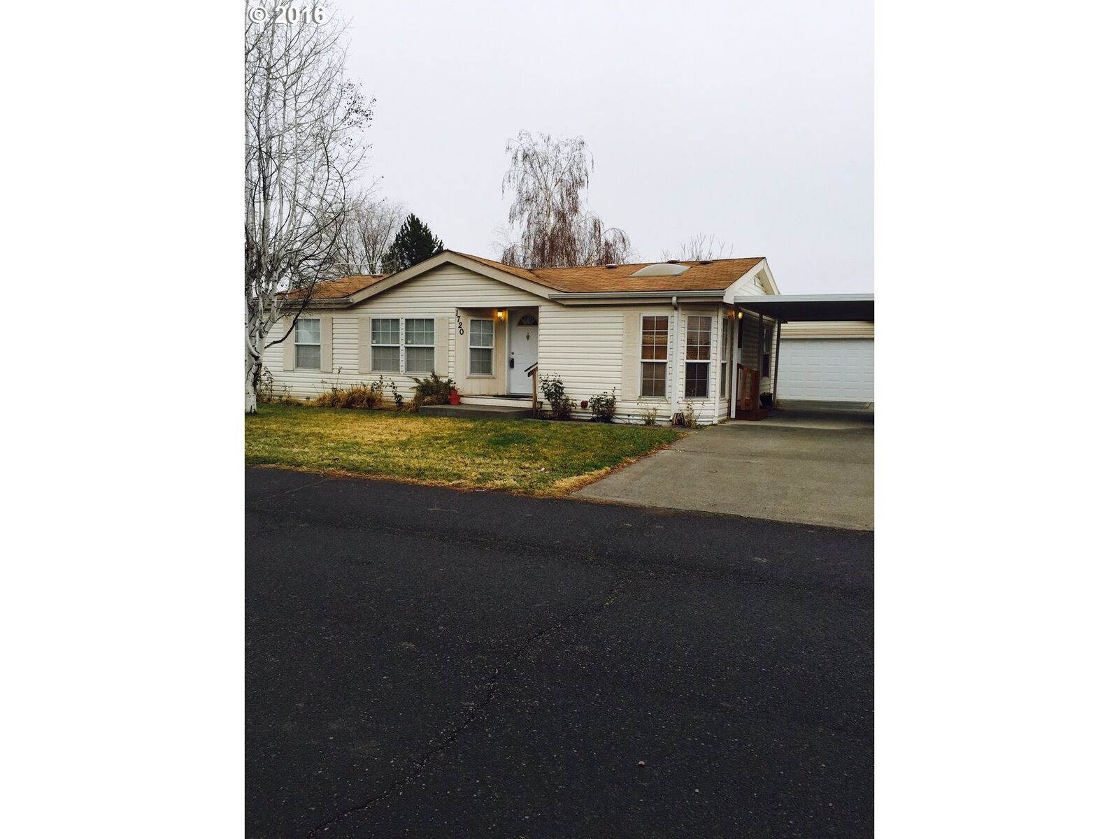 Property Photo:  1720 NE 2nd Pl  OR 97838 