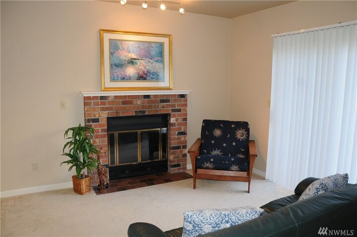 Property Photo: 817 144th Ave NE WA 98007