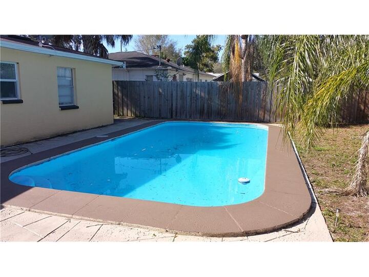 Property Photo: 3403 W Beaumont Street FL 33611