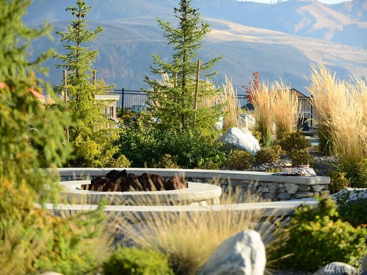 Property Photo: 218 Jackrabbit Lane WA 98816