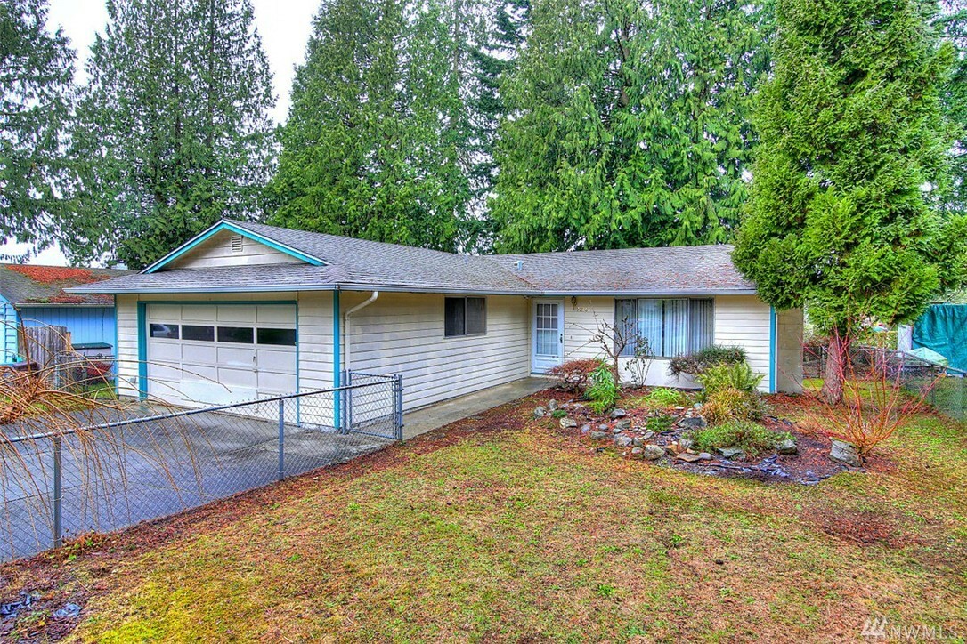 Property Photo:  9216 3rd Place SE  WA 98204 