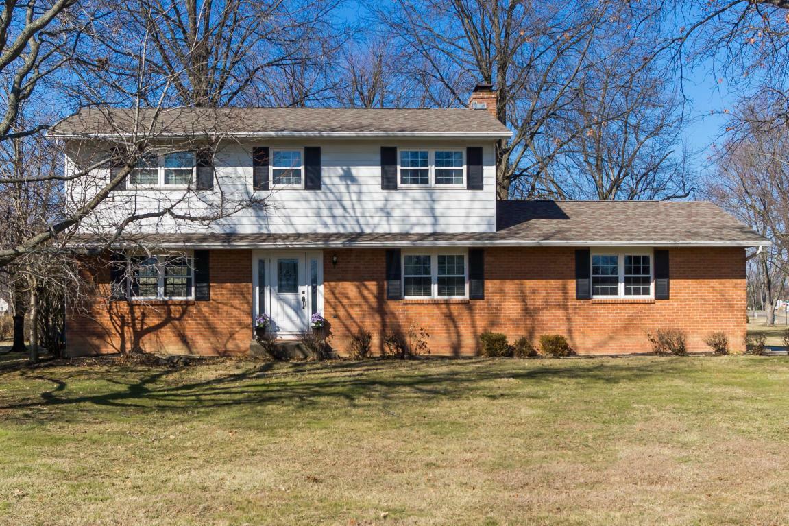 Property Photo:  100 Violet Drive  OH 43147 