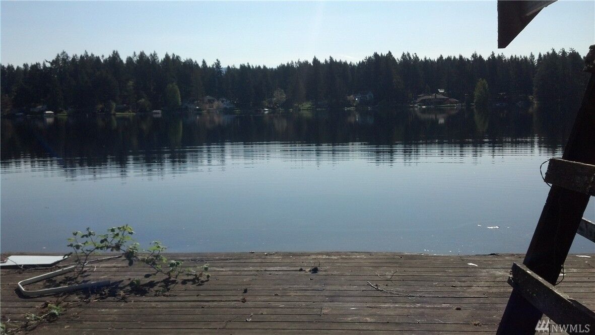 Property Photo:  1234 Lake Sawyer Island  WA 98010 