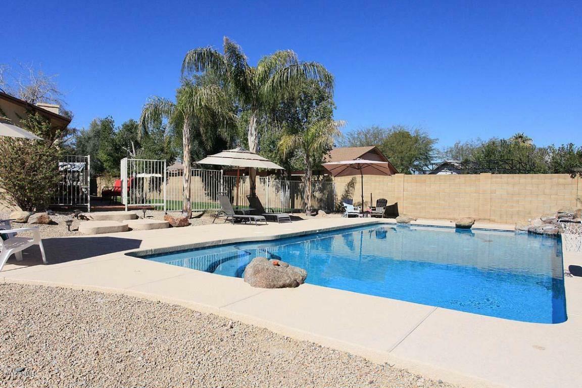 Property Photo:  12423 N 37th Place  AZ 85032 