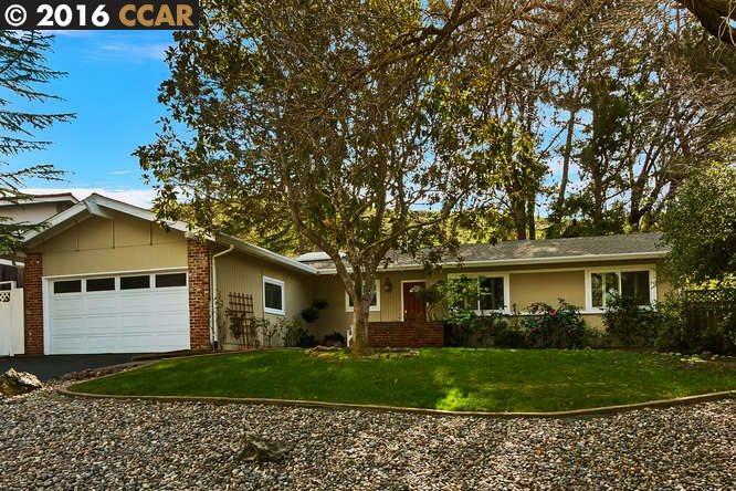 Property Photo:  14 Buckingham Drive  CA 94556-2407 