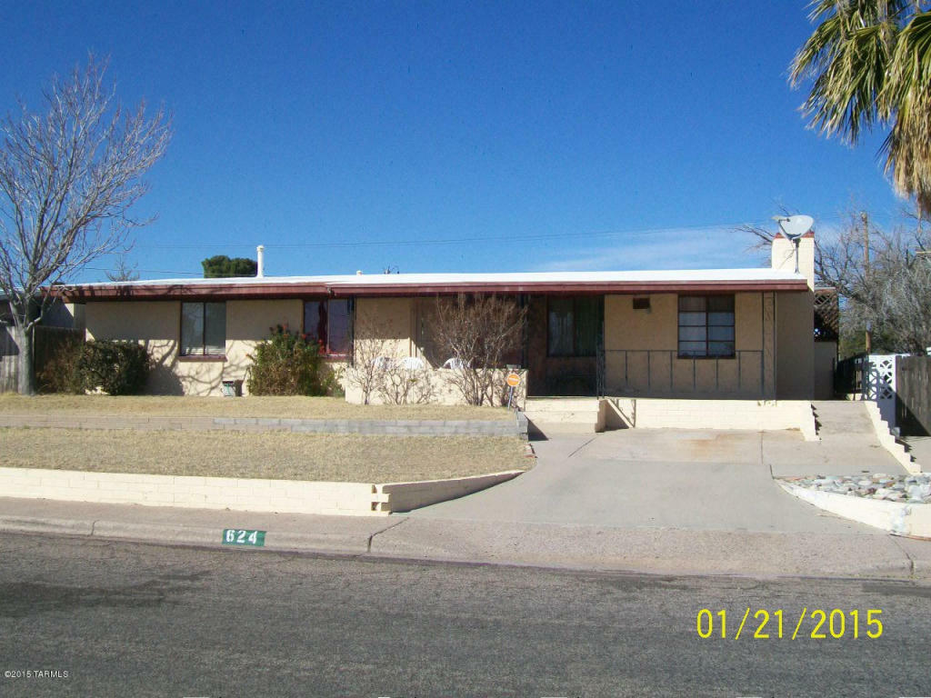 Property Photo:  624 W Webb Drive  AZ 85631 