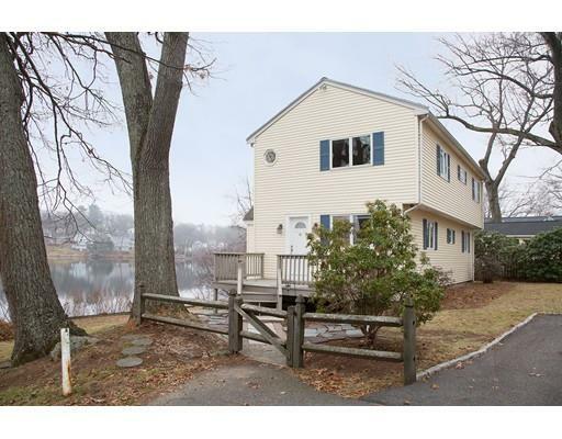 Property Photo:  1 Beaconcrest Ct  MA 01821 