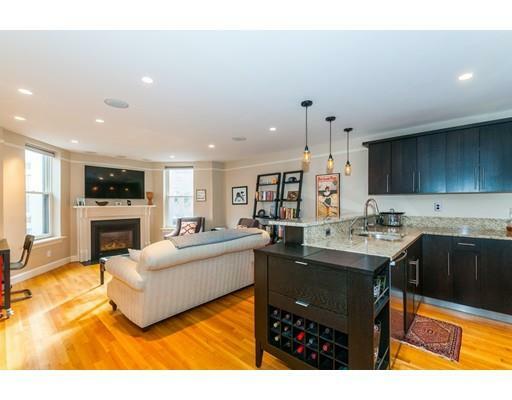 Property Photo:  294 Newbury St 3B  MA 02115 